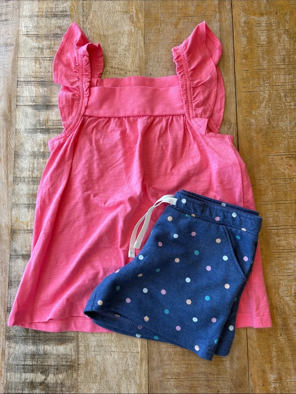 NWT Carter’s two piece set size 6/6x